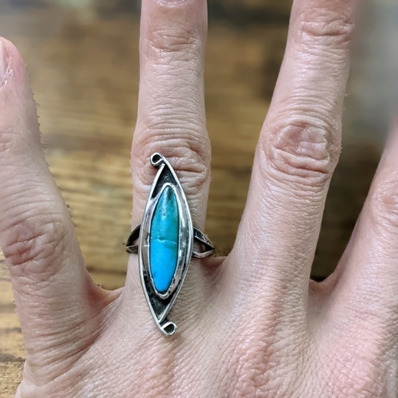 5.5 Vintage Oblong Turquoise Sterling Silver Ring
